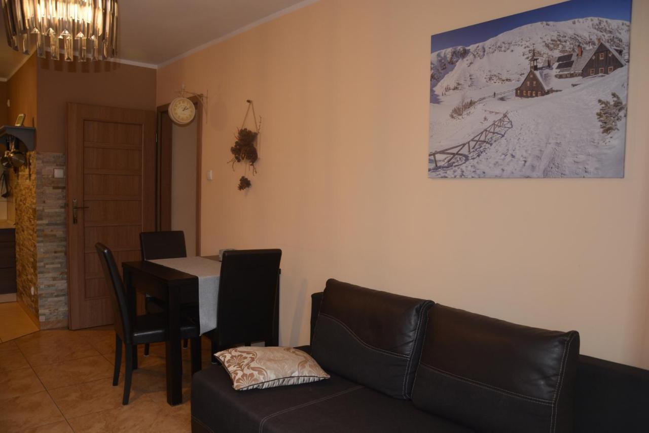 Apartament Czekoladowy Apartment Karpacz Exterior photo
